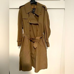 Men’s double-breasted Burberry Raincoat